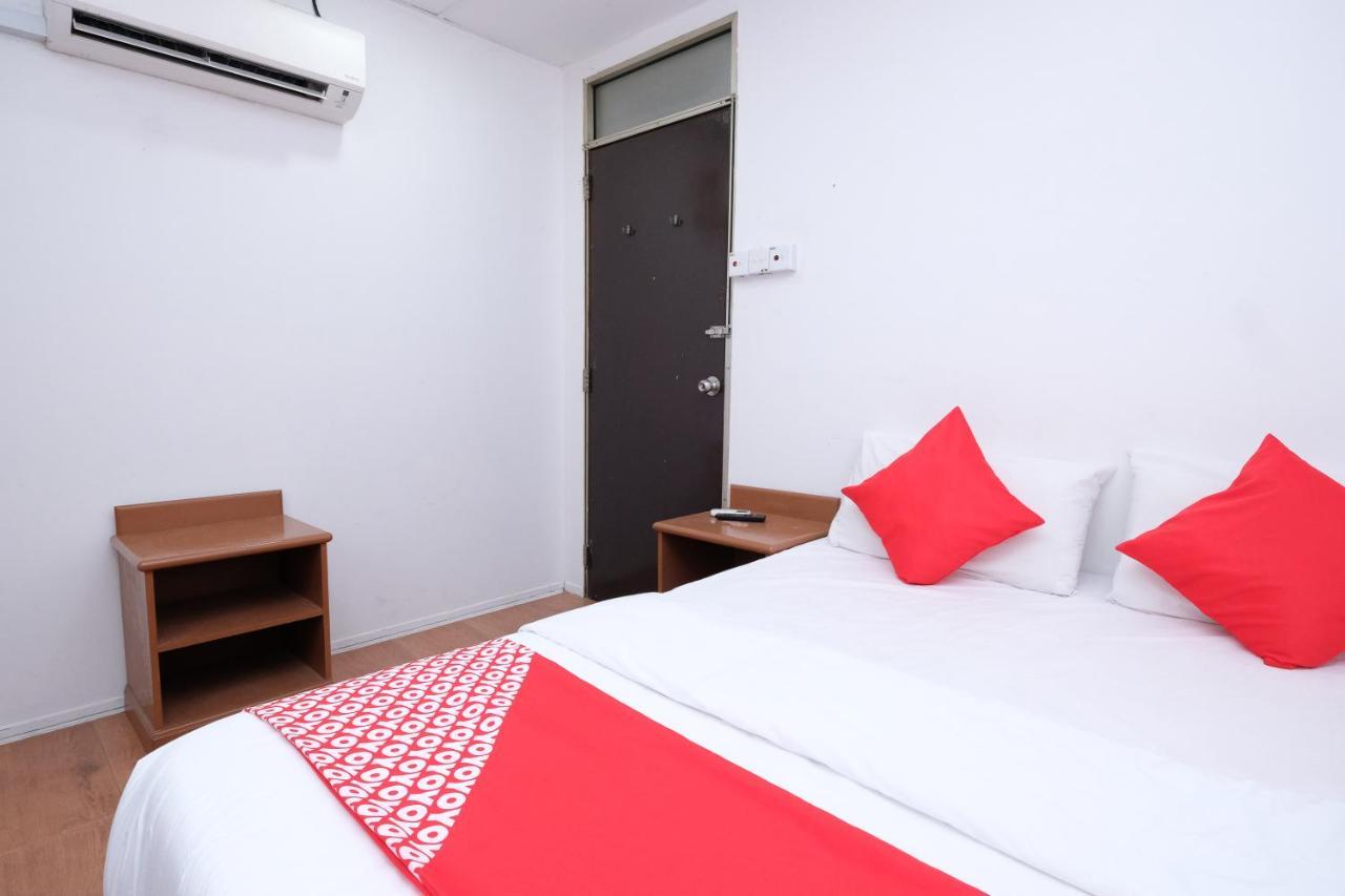 Oyo 715 Mr J Hotel Kota Bharu Kültér fotó