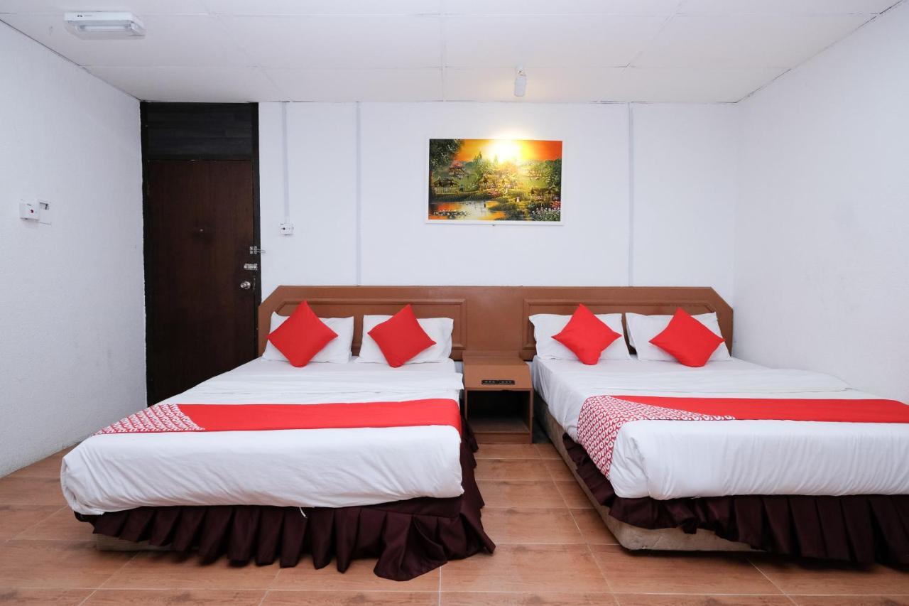 Oyo 715 Mr J Hotel Kota Bharu Kültér fotó