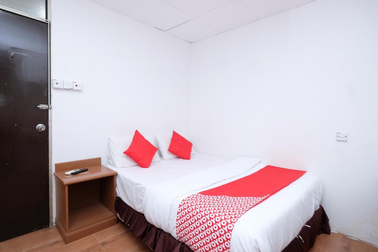 Oyo 715 Mr J Hotel Kota Bharu Kültér fotó
