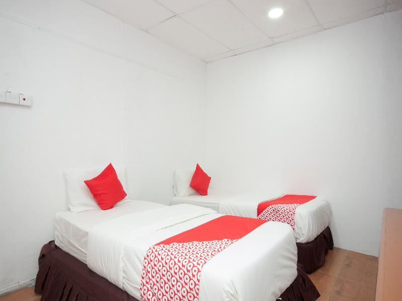Oyo 715 Mr J Hotel Kota Bharu Kültér fotó